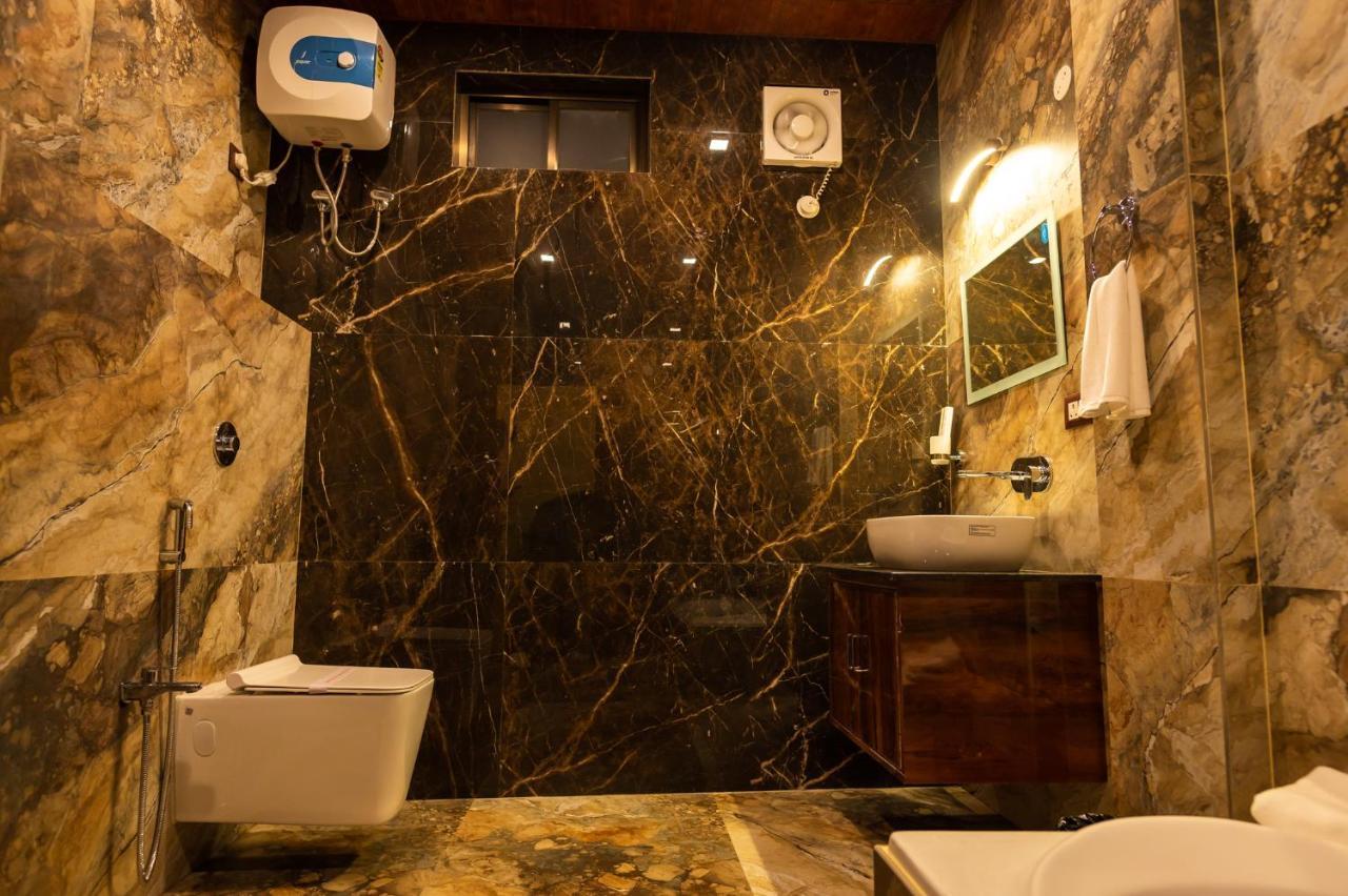 The Kaziranga Address Hotel Luaran gambar