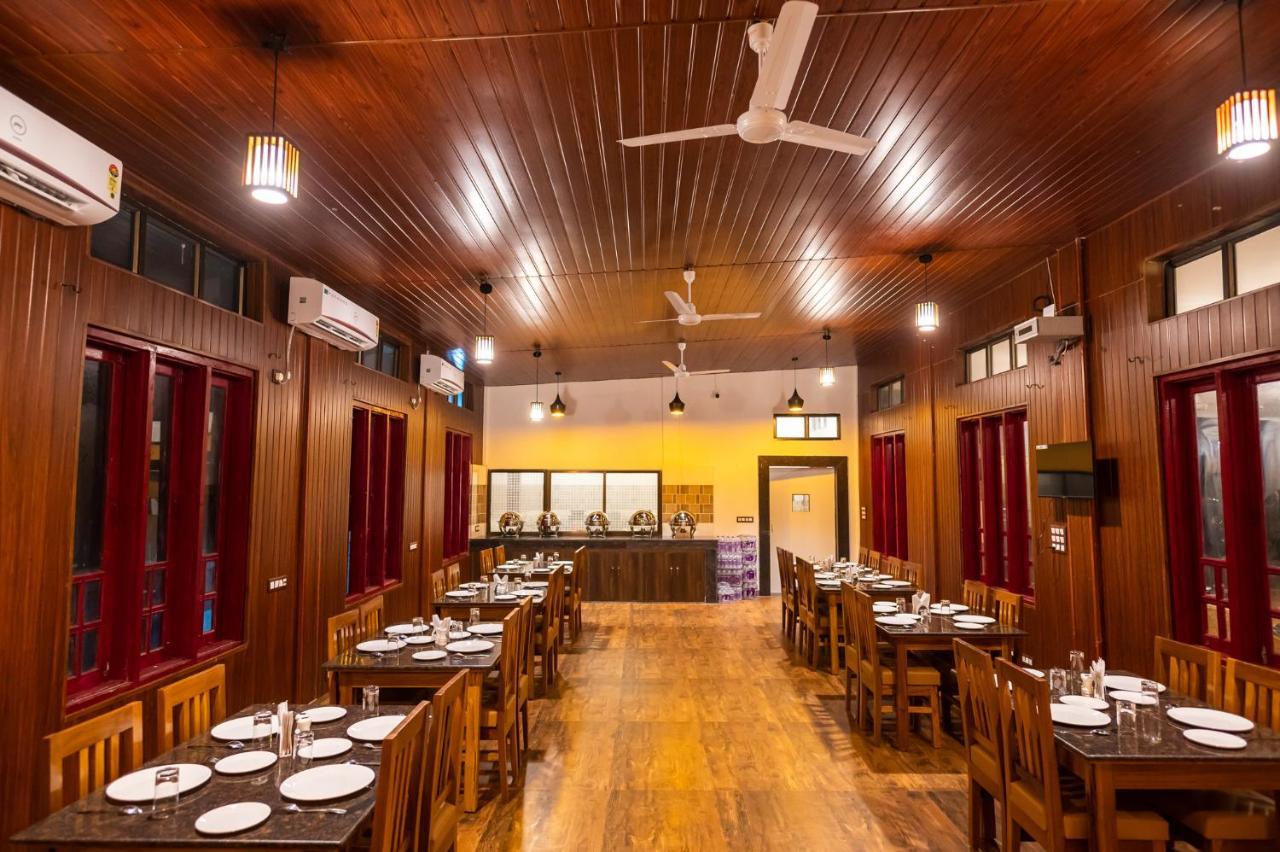 The Kaziranga Address Hotel Luaran gambar