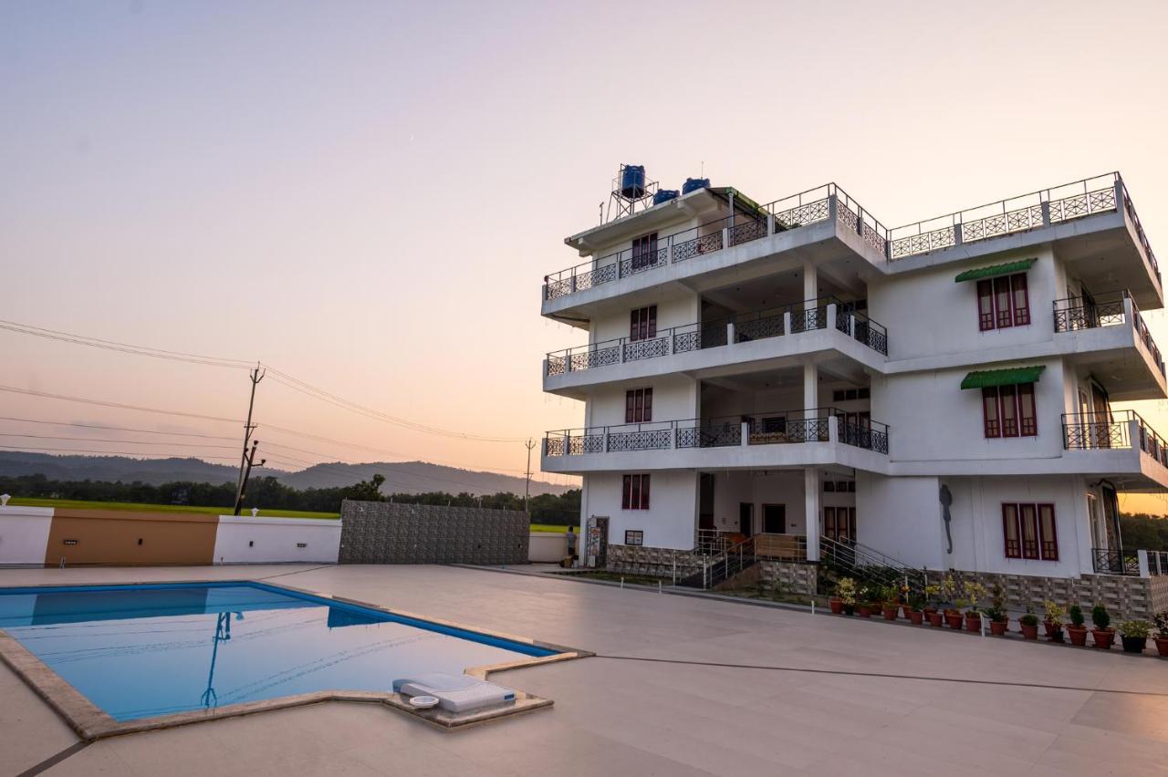The Kaziranga Address Hotel Luaran gambar