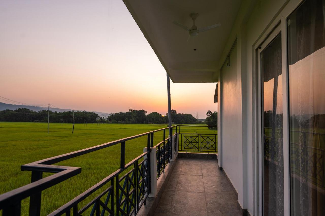 The Kaziranga Address Hotel Luaran gambar