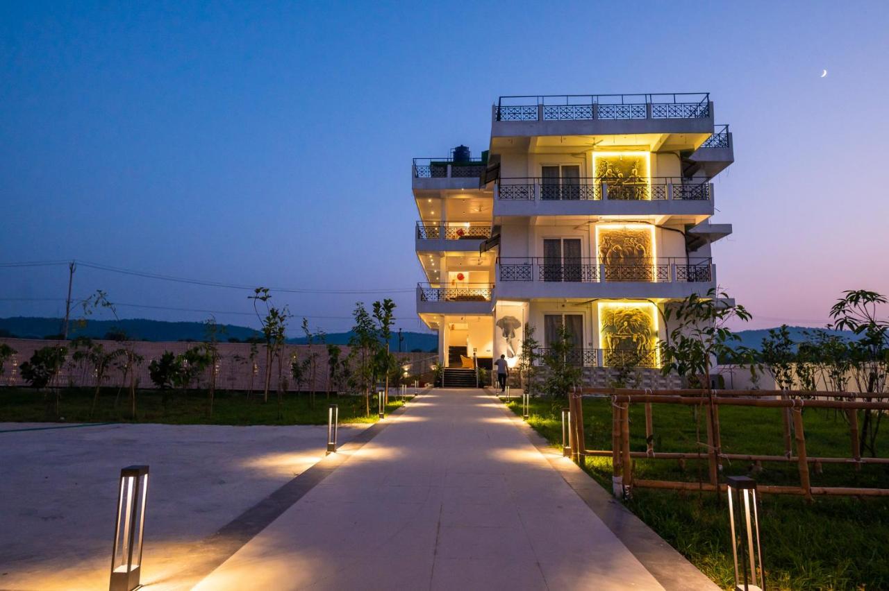 The Kaziranga Address Hotel Luaran gambar