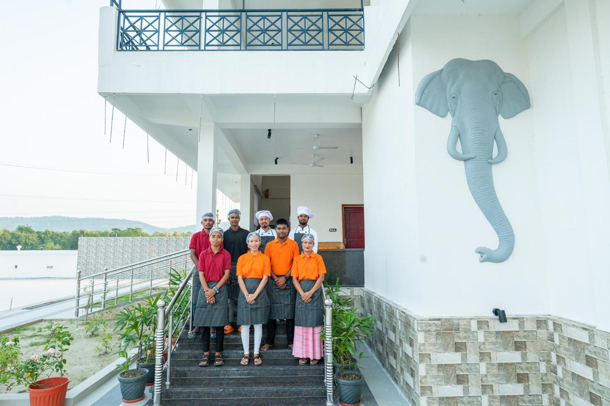The Kaziranga Address Hotel Luaran gambar